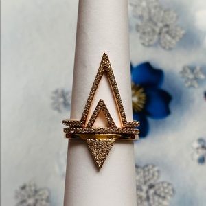 NEW! Henri Bendel 3 stackable rings